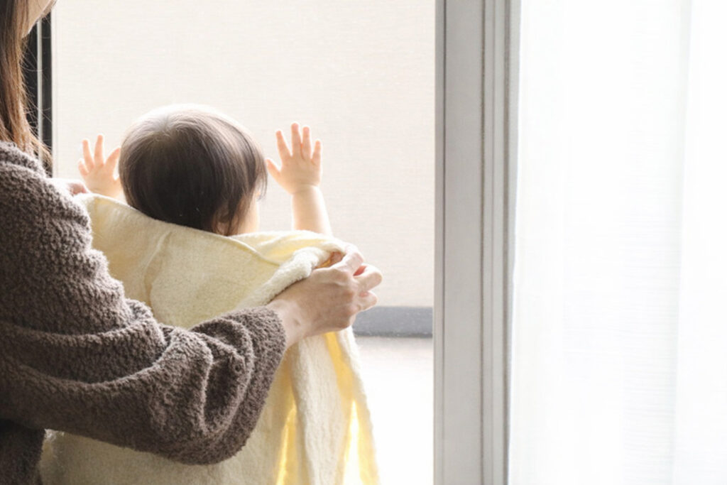 お風呂上がりや水遊びで大活躍！お子様用バスローブ・ポンチョ